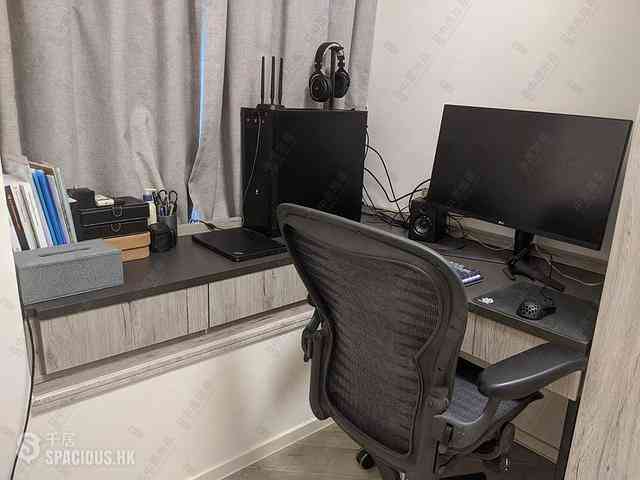 North Point - Fleur Pavilia Tower 1 28