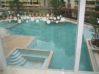 Quarry Bay - The Orchards Block 1 05