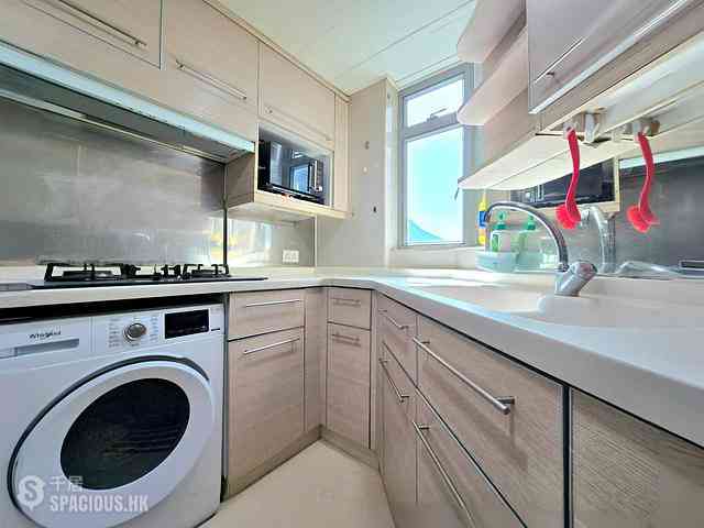 Tung Chung - Caribbean Coast Phase 2 Albany Cove 74