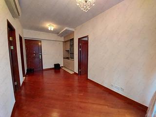 Wan Chai - The Avenue Phase 1 Block 5 02