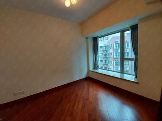 Wan Chai - The Avenue Phase 1 Block 5 04