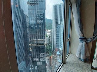 Wan Chai - The Avenue Phase 1 Block 5 08