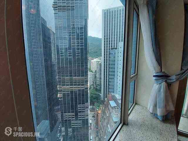 Wan Chai - The Avenue Phase 1 Block 5 08