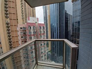 Wan Chai - The Avenue Phase 1 Block 5 10