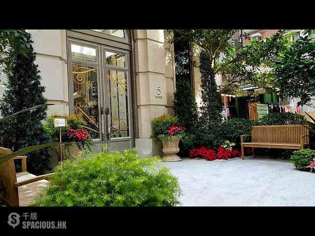 Wan Chai - The Avenue Phase 1 Block 5 14
