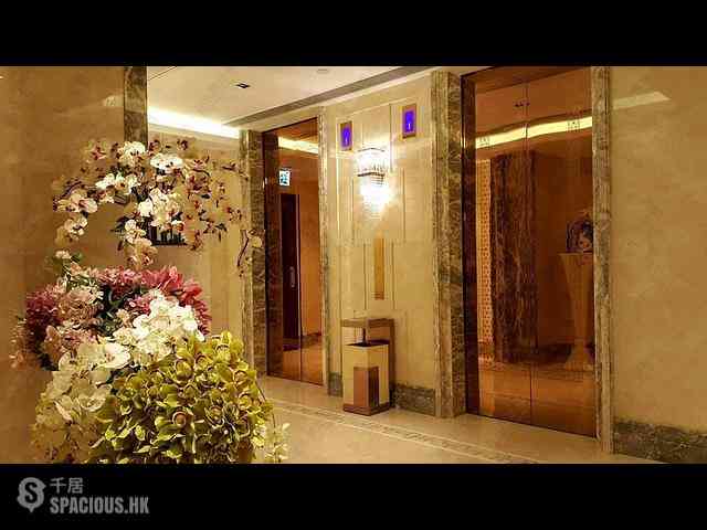 Wan Chai - The Avenue Phase 1 Block 5 19