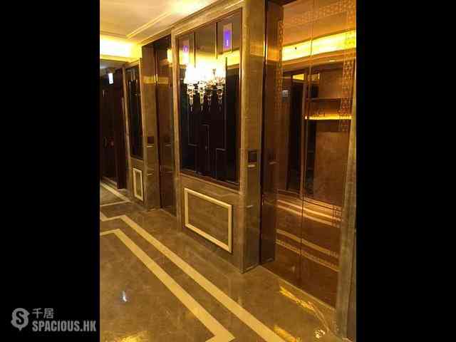 Wan Chai - The Avenue Phase 1 Block 5 21