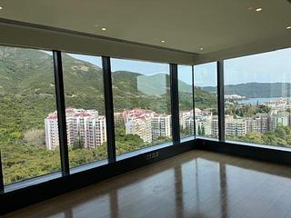 Chung Hom Kok - City Icon Block 1 04