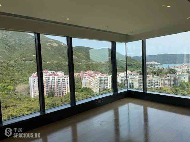 Chung Hom Kok - City Icon Block 1 04