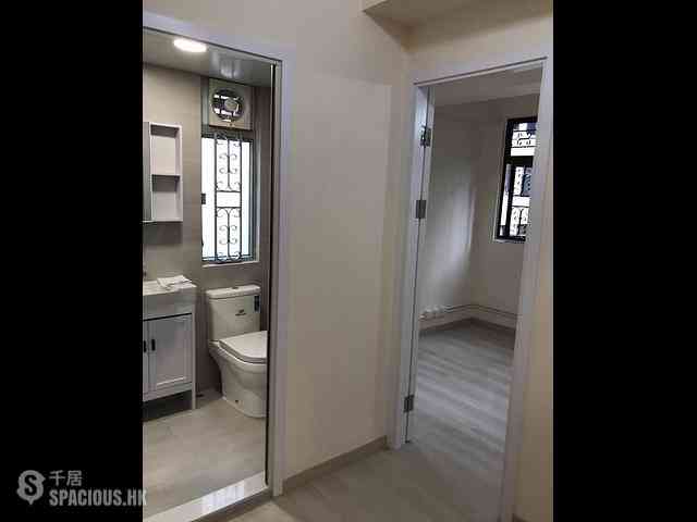Central - 83-85, Hollywood Road 04