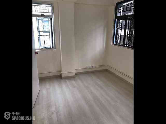 Central - 83-85, Hollywood Road 09