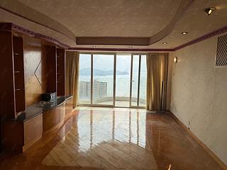 Pok Fu Lam - Baguio Villa Block 21 03
