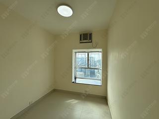 Tsuen Wan - Discovery Park Phase 1 Block 4 07
