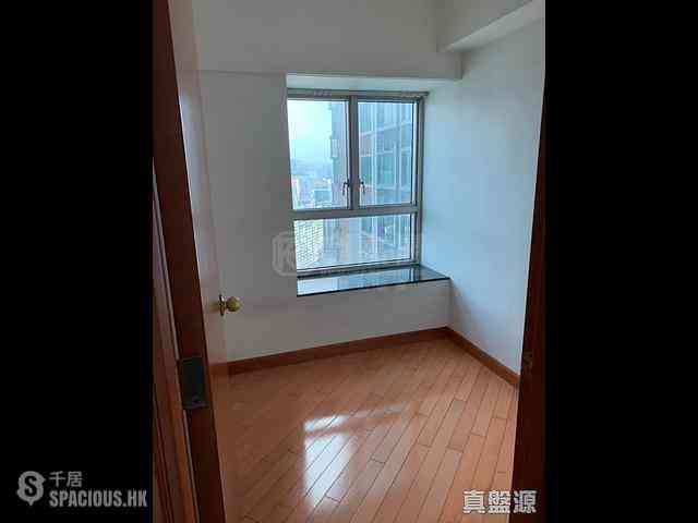 West Kowloon - Sorrento Phase 1 Block 5 03