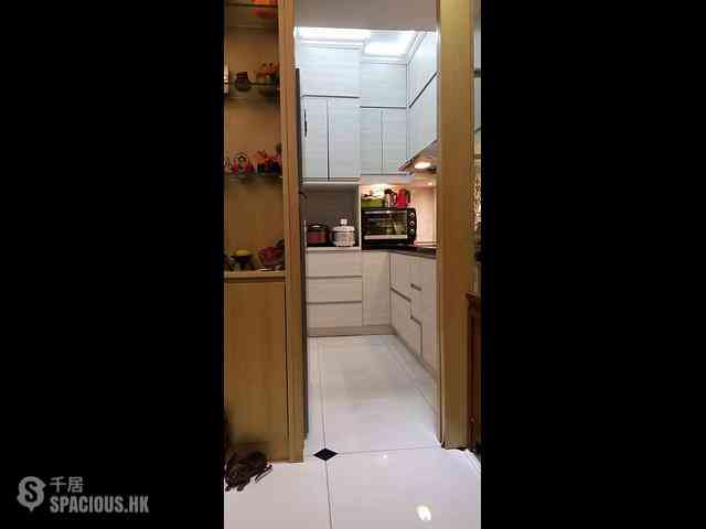 Wan Chai - Man Hing Mansion 06