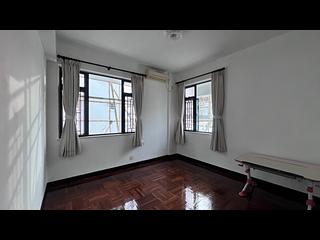 Yau Yat Chuen - Lai Yuen 02