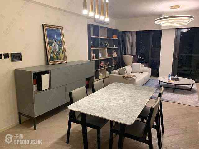 North Point - Fleur Pavilia Tower 1 04