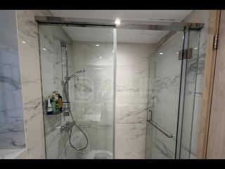 West Kowloon - Sorrento Phase 1 Block 3 05