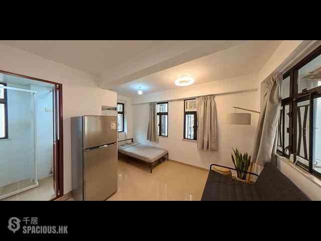 Sai Ying Pun - Wing Lee Building 01
