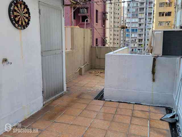 Sai Ying Pun - 35-37, High Street 01