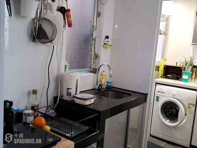 Sai Ying Pun - 35-37, High Street 04