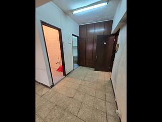 Kennedy Town - Luen On Apartments 02