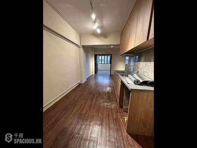 Sai Ying Pun - 230-232, Des Voeux Road West 01