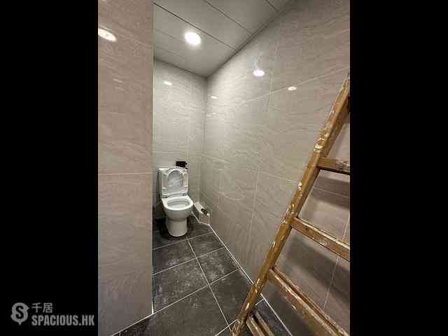 Sai Ying Pun - 230-232, Des Voeux Road West 07