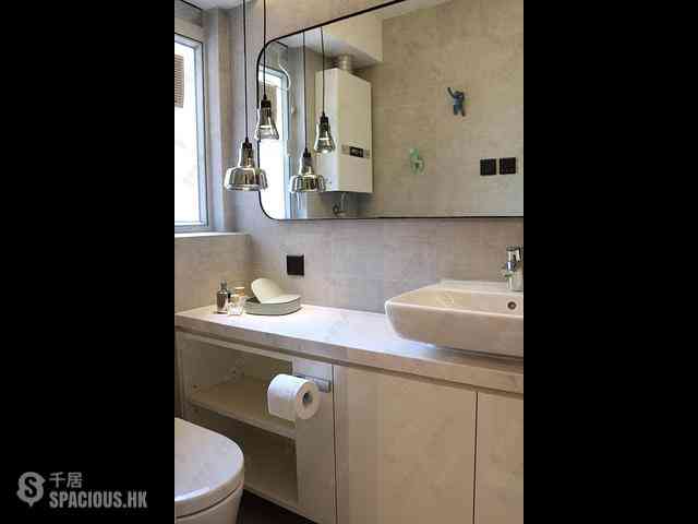 Sai Ying Pun - Kwan Yick Building Phase 3 08