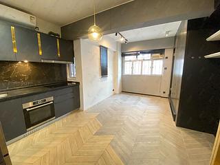 Sai Ying Pun - Kwan Yick Building Phase 3 09