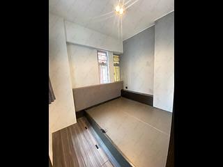 Sai Ying Pun - Kwan Yick Building Phase 3 11
