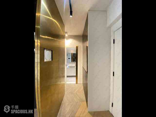 Sai Ying Pun - Kwan Yick Building Phase 3 12