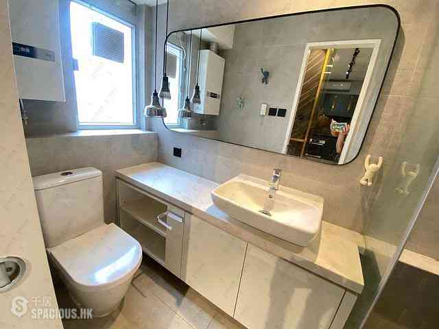 Sai Ying Pun - Kwan Yick Building Phase 3 15