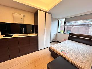Wan Chai - 124-126, Wan Chai Road 02