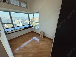 Tung Chung - Coastal Skyline Phase 1 Block 6 03