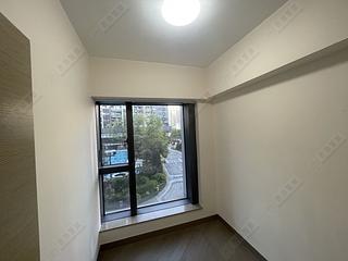 Tseung Kwan O - The Wings Ocean Wings Block 8 02