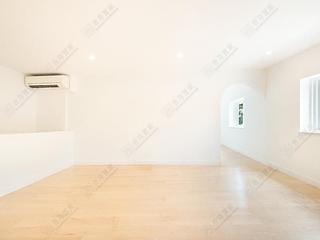 Mid Levels Central - Gladdon 06
