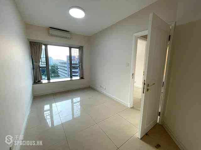 Tung Chung - Caribbean Coast Phase 1 Monterey Cove 03