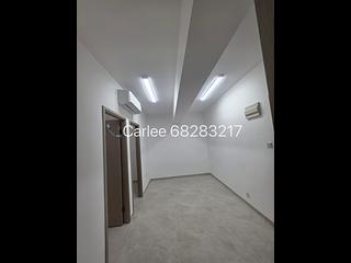 Kennedy Town - Luen Fat Apartments 02
