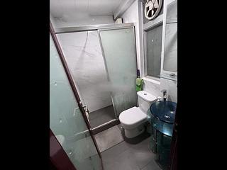 Wan Chai - Hay Wah Building Block B 08
