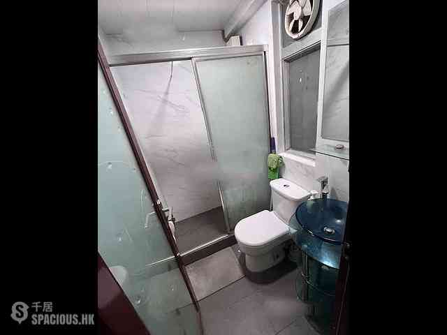 Wan Chai - Hay Wah Building Block B 08