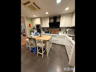 Repulse Bay - Ridge Court Block C-D 11