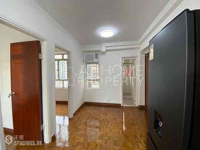 Sai Ying Pun - New Start Building 01