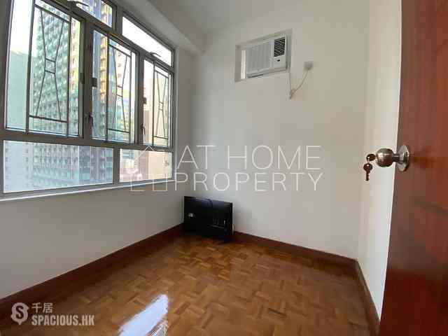 Sai Ying Pun - New Start Building 05