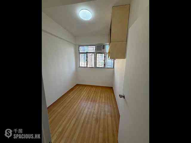 Mong Kok - Diamond House 05