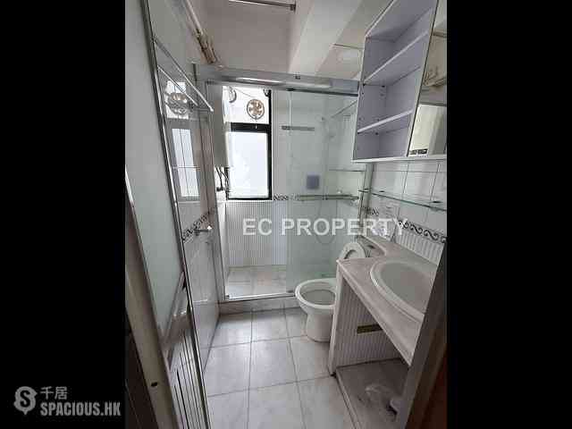 Tai Hang - Kanfield Mansion 05