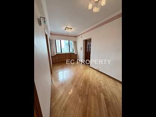 Tai Hang - Kanfield Mansion 02