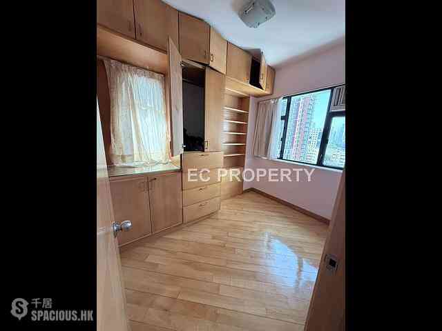 Tai Hang - Kanfield Mansion 06