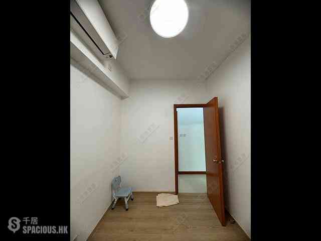 West Kowloon - Sorrento Phase 2 Block 2 04