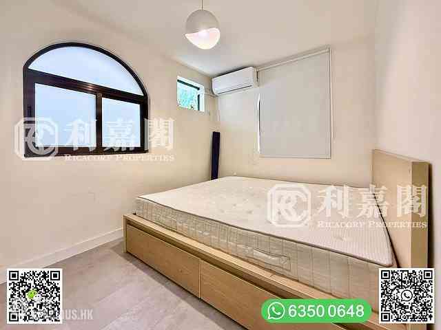 Clear Water Bay - Tai Hang Hau 10